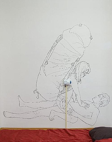 로와정 'Uncertain #1'(200×220㎝, 벽에 펜드로잉, 2009)