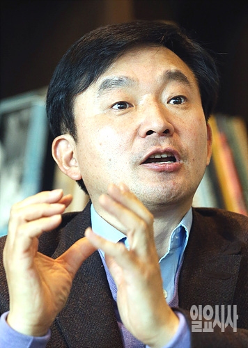 차기 대권도전설 부인 "도정에 올인"
5·24조치 해제 "소신 변하지 않아"