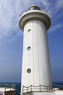100년 넘게 서해 바다의 파수꾼 역할을 한 옹도 등대