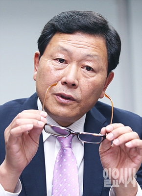 새정치민주연합 강동원 의원