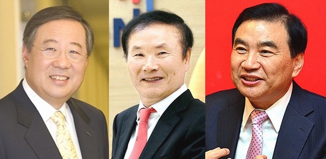 (왼쪽부터) 류진 풍산그룹 회장, 김영찬 골프존 회장, 김강삼 세븐브로이맥주 회장
