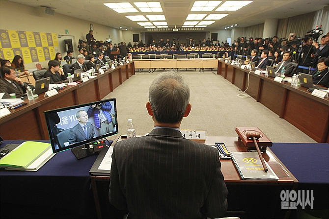 지난 14일 오전, 서울 중구 YWCA 대강강에서 4·16세월호참사 특별조사위원회 청문회가 열리고 있다.