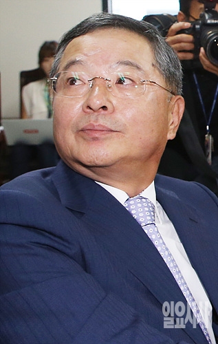 안대희 전 대법관
