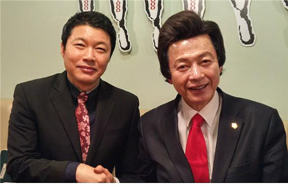 공화당 신동욱 총재와 허경영 전 민주공화당 총재
