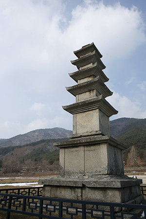 성주사지 오층석탑