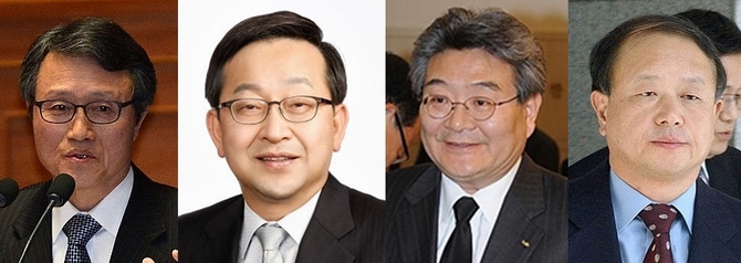 (사진 왼쪽부터) 권도엽 전 국토교통부장관, 김종준 전 하나은행장, 민유성 전 산업은행장, 송광수 전 검찰총장