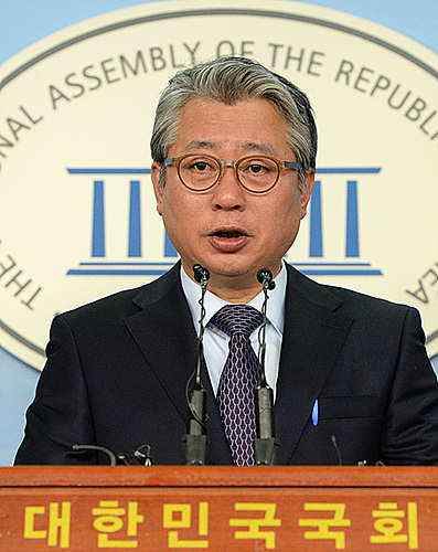 기자회견 갖는 조응천 전 청와대 공직기강비서관