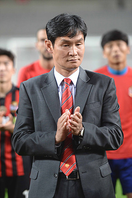 중국 슈퍼리그행을 선택한 최용수 서울FC 감독