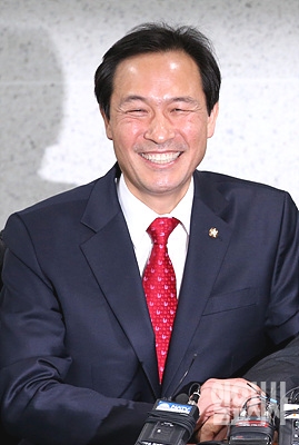 우상호 더불어민주당 원내대표