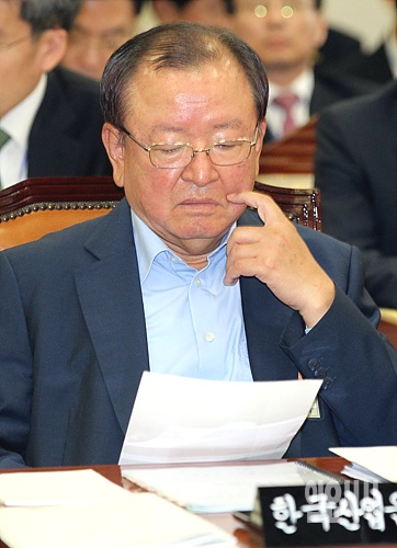 강만수 전 산업은행장