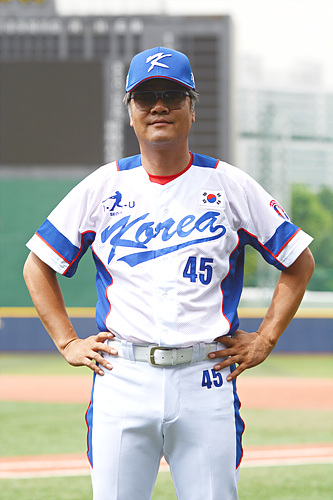 강정필 감독