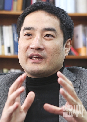 강용석 변호사