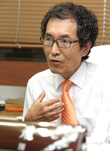 백운비 비운역리원 원장
