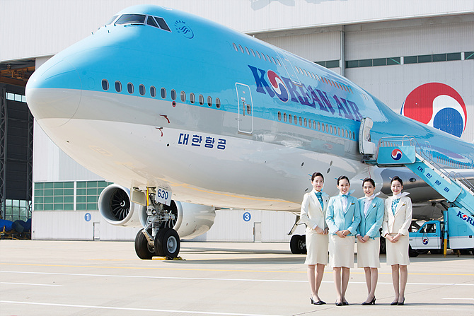 B747-8i 외관
