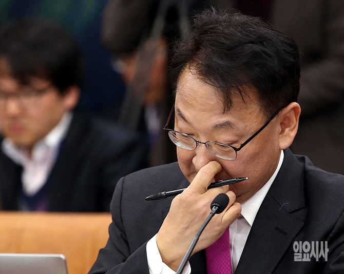 유일호 경제부총리 겸 기획재정부장관