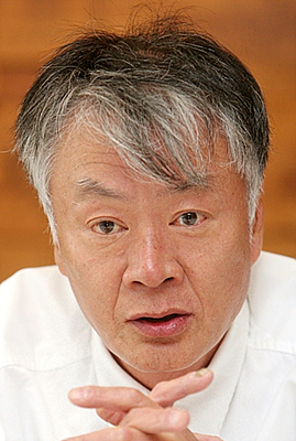 작가 김훈