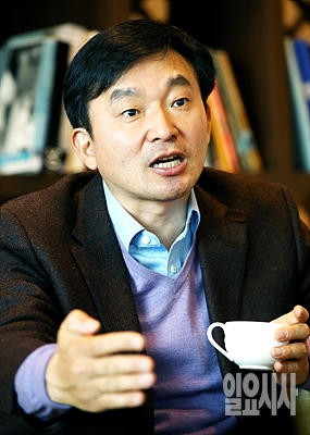 19대 대선에 불출마 선언한 원희룡 제주도지사