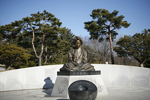 오죽헌 신사임당 동상