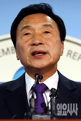 손학규 전 더불어민주당 상임고문