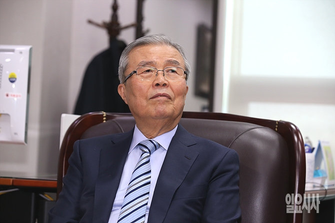 김종인 전 더불어민주당 비대위 대표