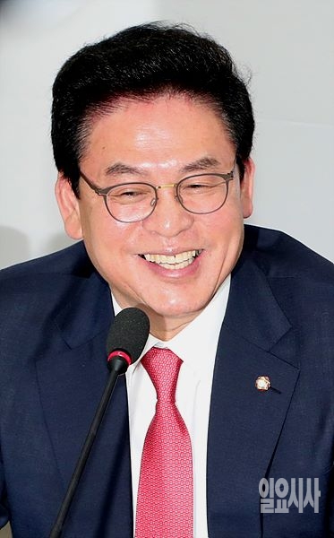 정우택 자유한국당 원내대표