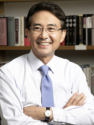 홍석조 BGF리테일 회장