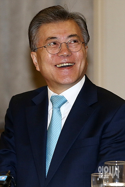 문재인 대통령