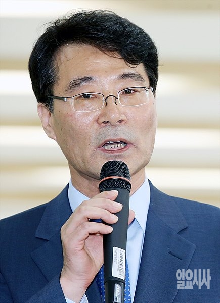 장하성 청와대 정책실장