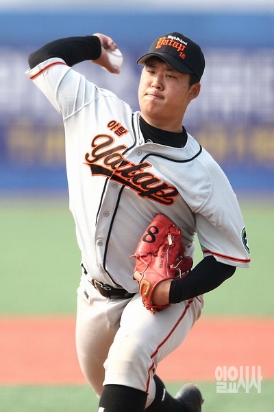 신민혁 야탑고 투수