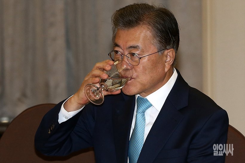문재인 대통령