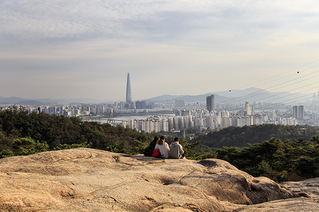 아차산 고구려정에서 내려다본 풍경