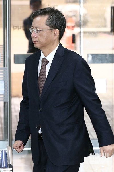 법원 출석하는 우병우 전 청와대 민정수석