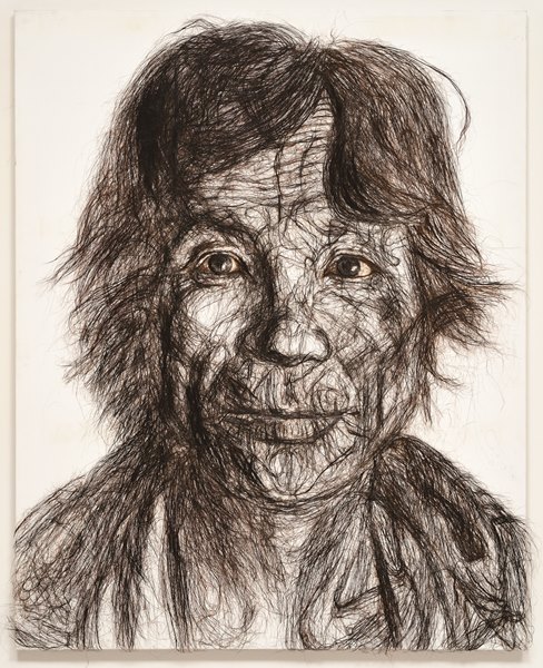 01 가나아트, 황재형, 드러난 얼굴, 2017년 1월, 캔버스에 머리카락, 162.2x130.3cm