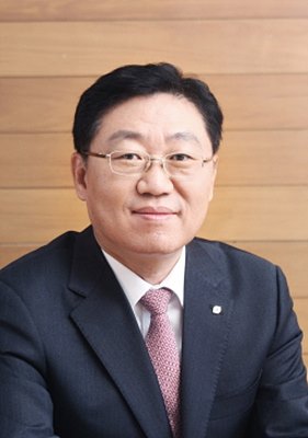 세 번째 연임 성공한 나재철 대신증권 대표이사