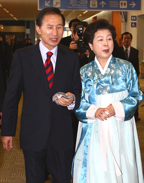 이명박 김윤옥 전 대통령 내외