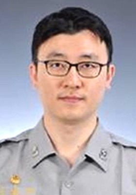 신홍경 청와대 의무실장
