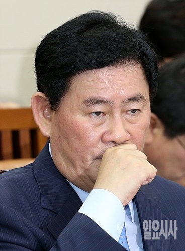 최경환 자유한국당 의원