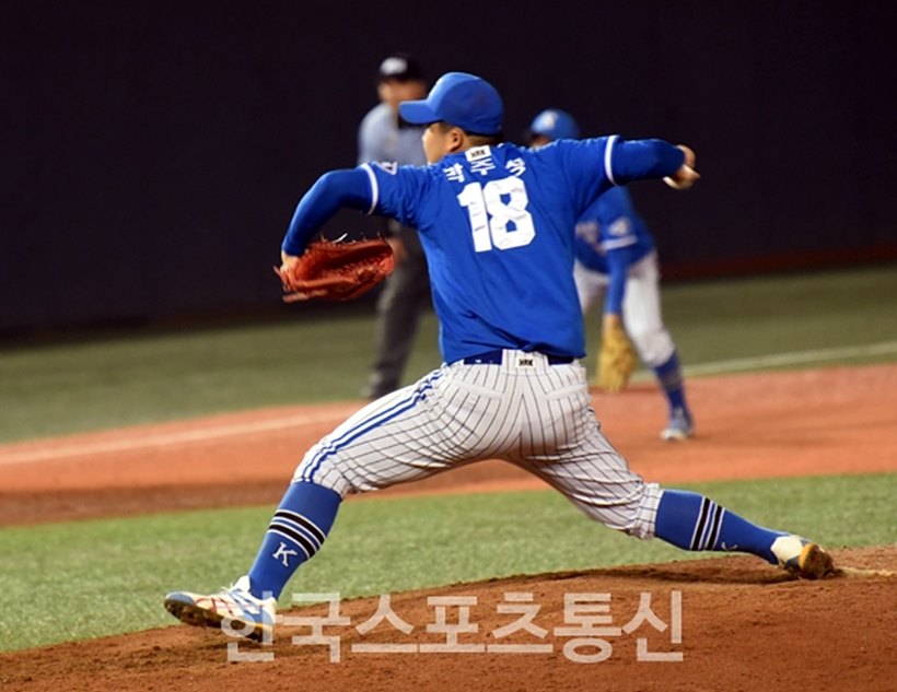 넥센 히어로즈에 1차 지명된 경기고 박주성