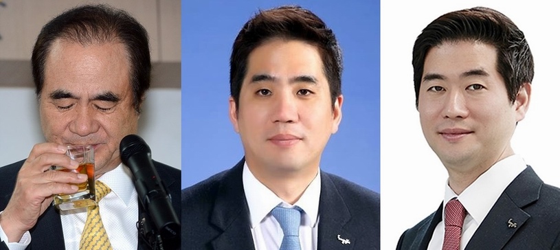 (사진 왼쪽부터)윤석금 웅진그룹 회장, 윤형덕 웅진그룹 대표이사, 윤새봄 웅진그룹 전무