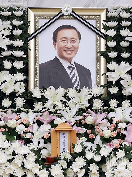 고인이 된 노회찬 정의당 원내대표