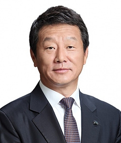 최윤 아프로서비스그룹 회장