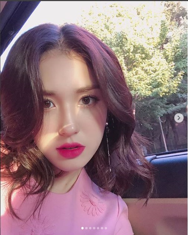 더블랙레이블 (사진: 전소미 SNS)