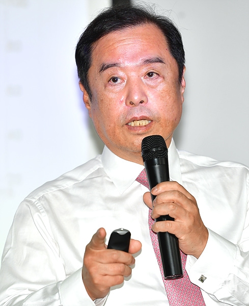 특강 중인 김병준 자유한국당 혁신비상대책위원장
