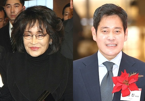 이명희 신세계그룹 회장과 정용진 신세계그룹 부회장 이명희 신세계그룹 회장과 정용진 신세계그룹 부회장