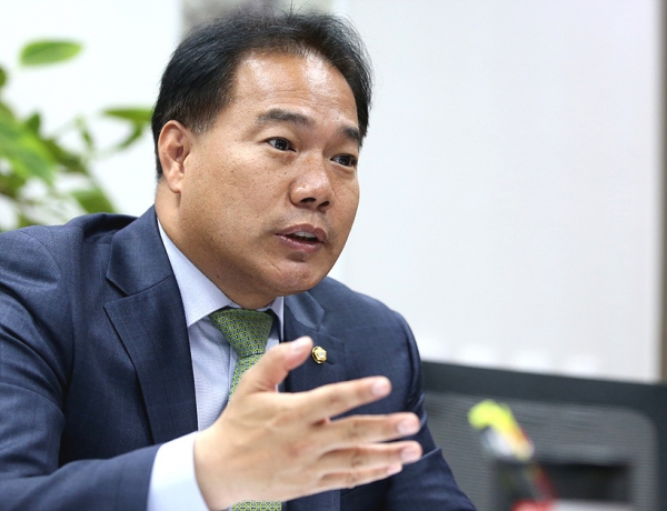 이용주 민주평화당 의원 이용주 민주평화당 의원