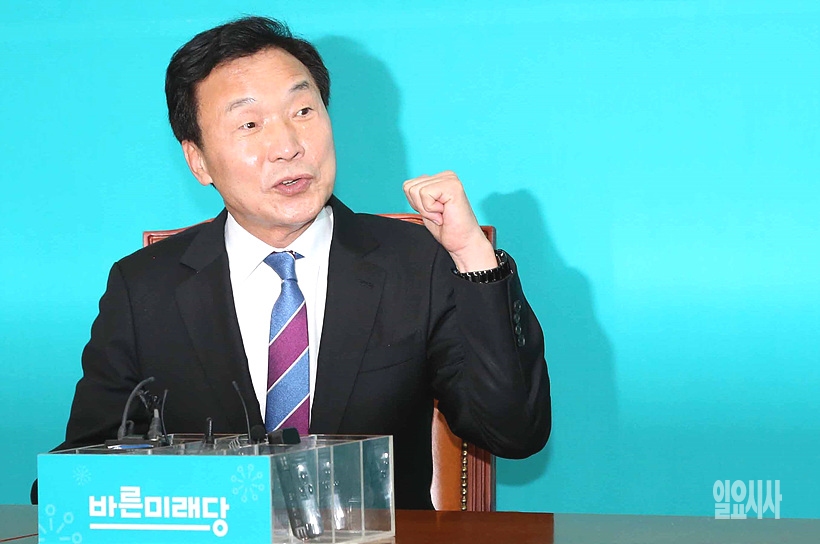 손학규 바른미래당 대표 손학규 바른미래당 대표