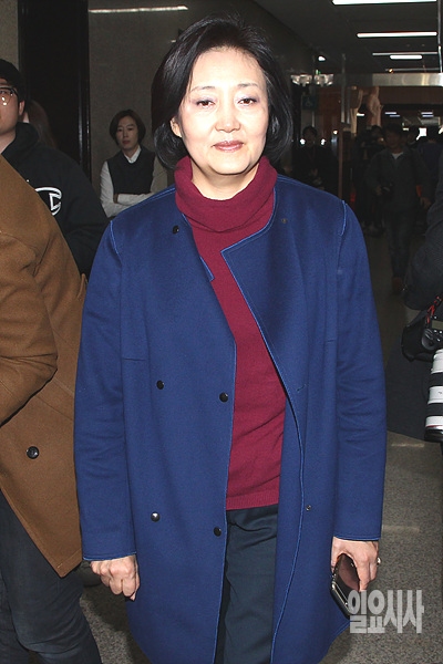 이용호·손금주 무소속 의원의 입당 불허에 대해 우려 입장을 나타냈던 박영선 더불어민주당 의원 ▲ 이용호·손금주 무소속 의원의 입당 불허에 대해 우려 입장을 나타냈던 박영선 더불어민주당 의원
