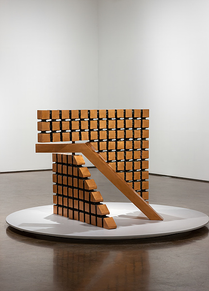 은하계의 별들 Stars of Galaxy, 1987, copper, 40x150x150(h)cm ▲ 은하계의 별들 Stars of Galaxy, 1987, copper, 40x150x150(h)cm