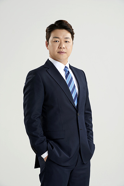 봉황유소년야구연맹 홍보대사로 임명된 SBS스포츠 윤성호 아나운서 ▲ SBS스포츠 윤성호 아나운서