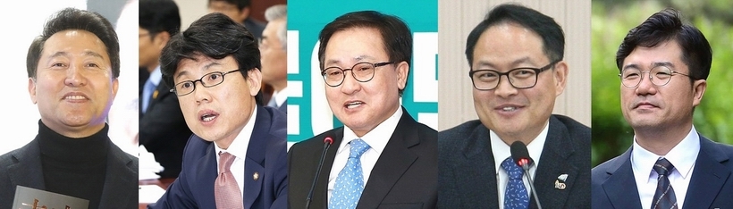 (사진 왼쪽부터)오세훈 전 서울시장, 진성준 전 서울시 정무부시장, 유영민 전 과학기술정보통신부장관, 허영 더불어민주당 강원도당위원장, 송인배 전 청와대 정무비서관 ▲ (사진 왼쪽부터)오세훈 전 서울시장, 진성준 전 서울시 정무부시장, 유영민 전 과학기술정보통신부장관, 허영 더불어민주당 강원도당위원장, 송인배 전 청와대 정무비서관